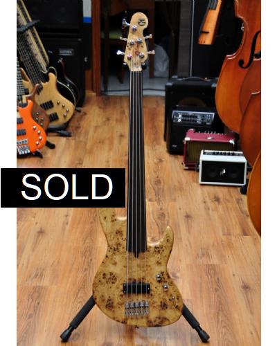 Maruszczyk Elwood L5p 24 Poplar Eye Fretless
